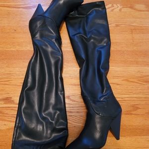 Indigo rd. boots 7.5